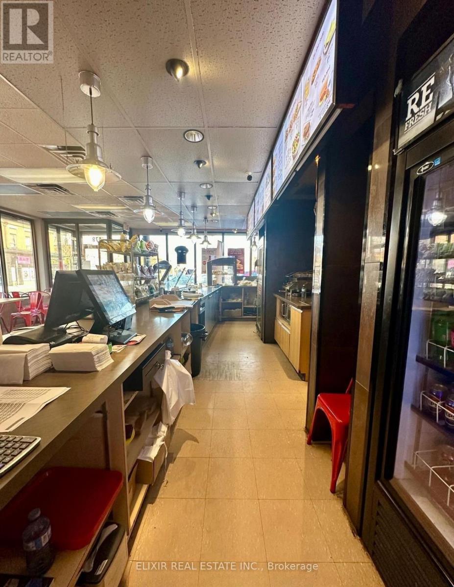 478 King Street E, Hamilton, Ontario  L8N 1C8 - Photo 9 - X12643166