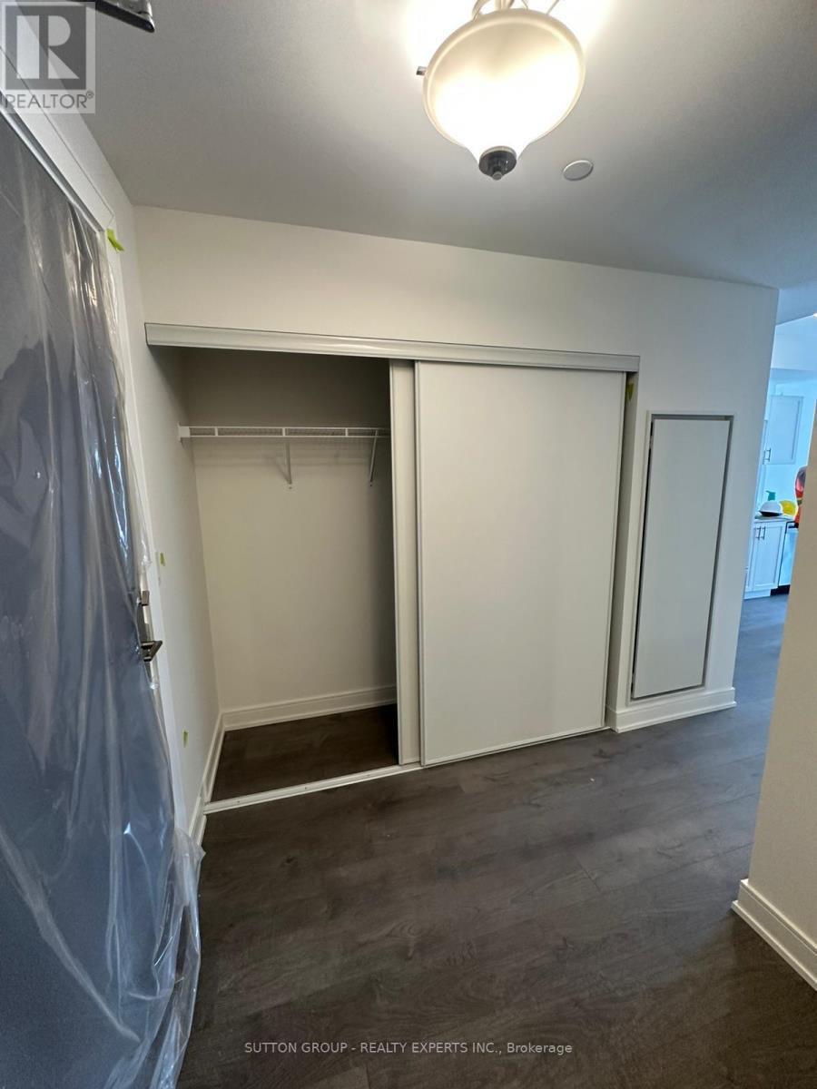 B1002 - 715 Davis Drive, Newmarket, Ontario  L3Y 0J2 - Photo 9 - N12513080