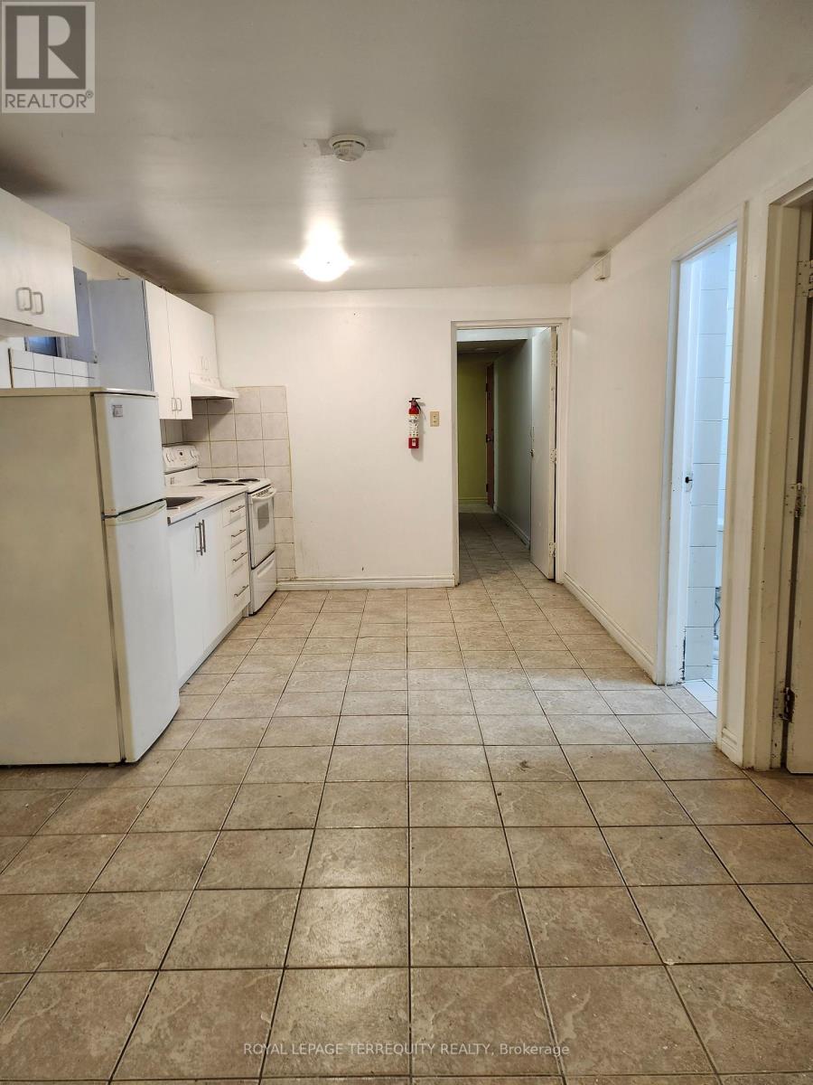 Lower 2l - 2977 Lawrence Avenue E, Toronto, Ontario  M1P 2V6 - Photo 8 - E12639096