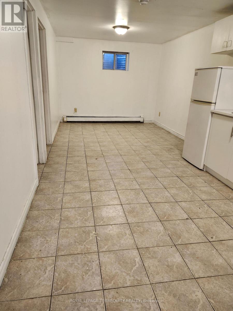 Lower 2l - 2977 Lawrence Avenue E, Toronto, Ontario  M1P 2V6 - Photo 3 - E12639096