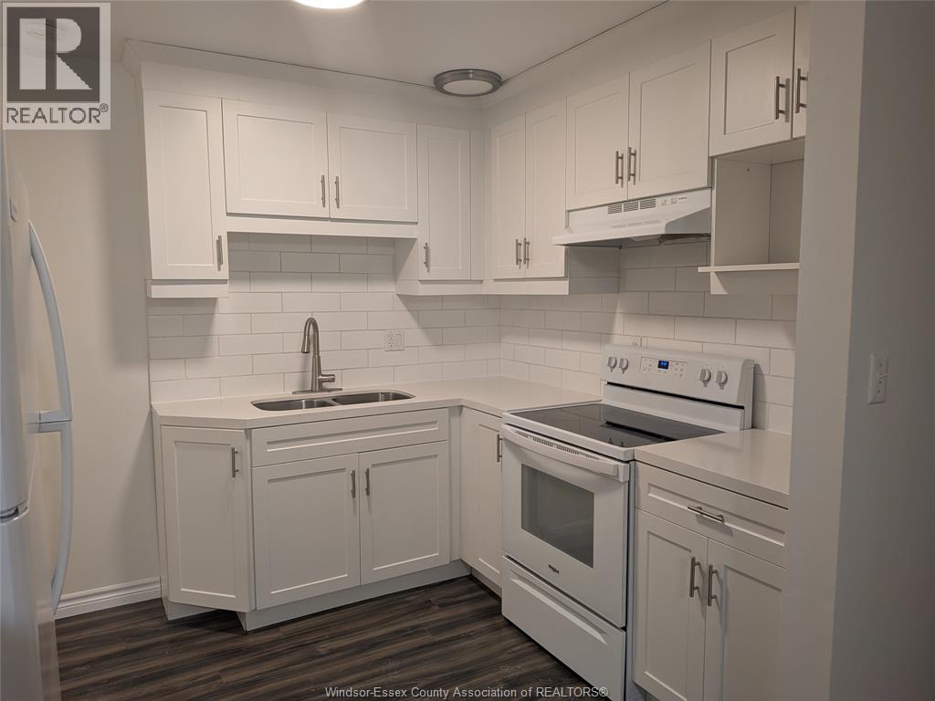 1050 Hickory Road Unit# 2, Windsor, Ontario  N8Y 3S1 - Photo 3 - 25031899