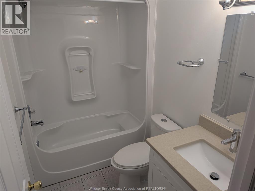 1050 Hickory Road Unit# 2, Windsor, Ontario  N8Y 3S1 - Photo 7 - 25031899
