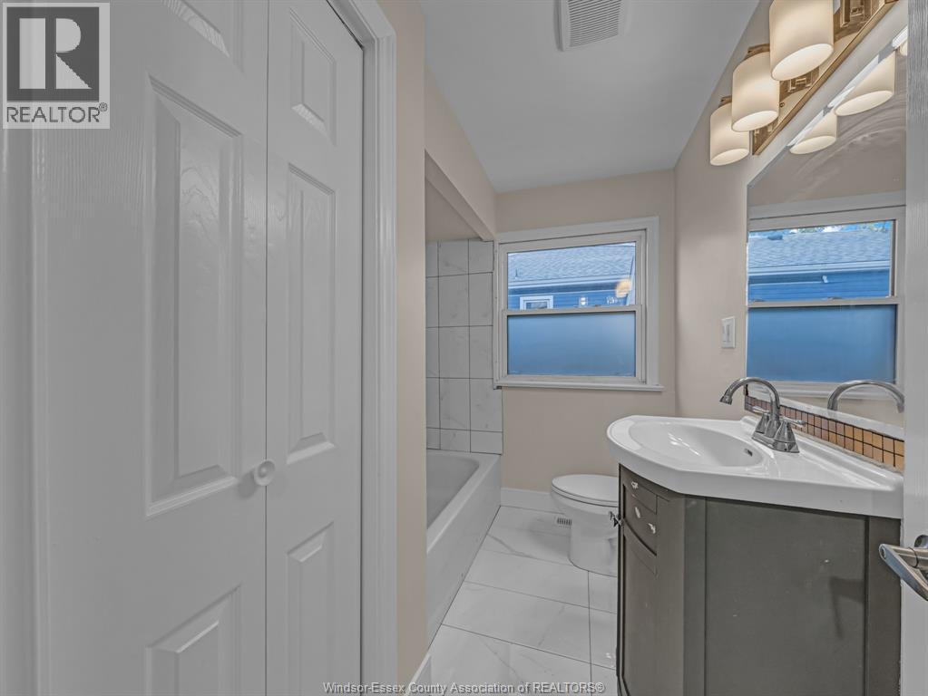 2616 Tourangeau Road, Windsor, Ontario  N8W 4N9 - Photo 11 - 25031870