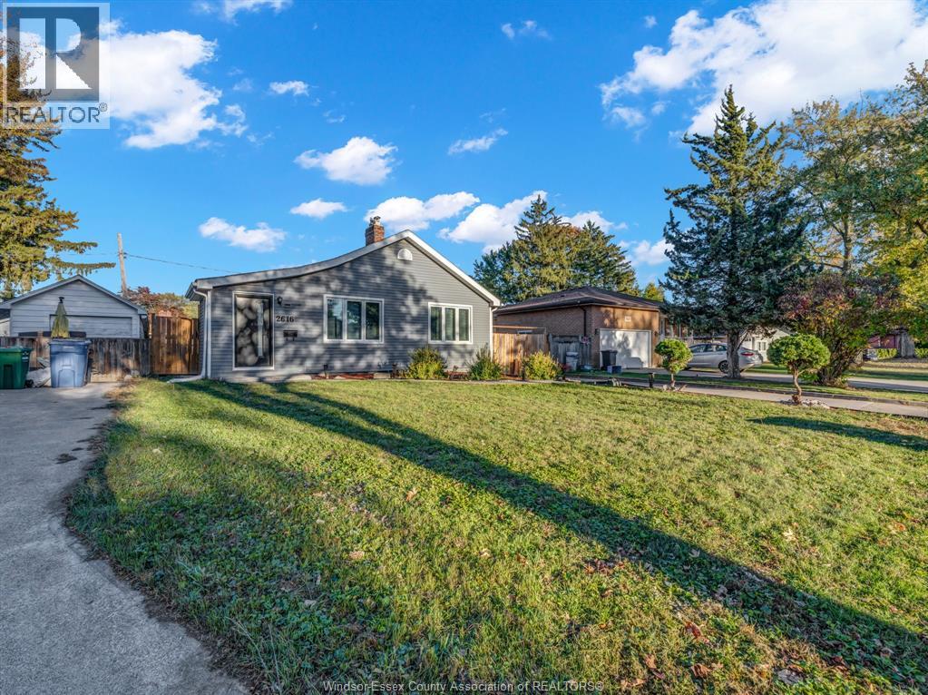 2616 Tourangeau Road, Windsor, Ontario  N8W 4N9 - Photo 3 - 25031870