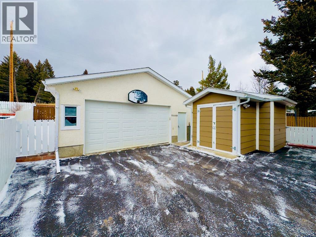 7605 29 Avenue, Coleman, Alberta  T0K 0M0 - Photo 24 - A2275772