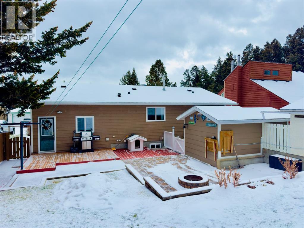 7605 29 Avenue, Coleman, Alberta  T0K 0M0 - Photo 4 - A2275772