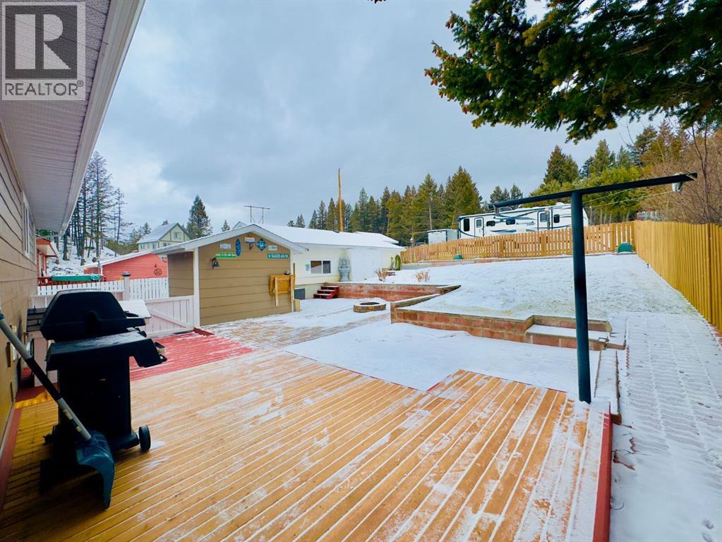 7605 29 Avenue, Coleman, Alberta  T0K 0M0 - Photo 6 - A2275772