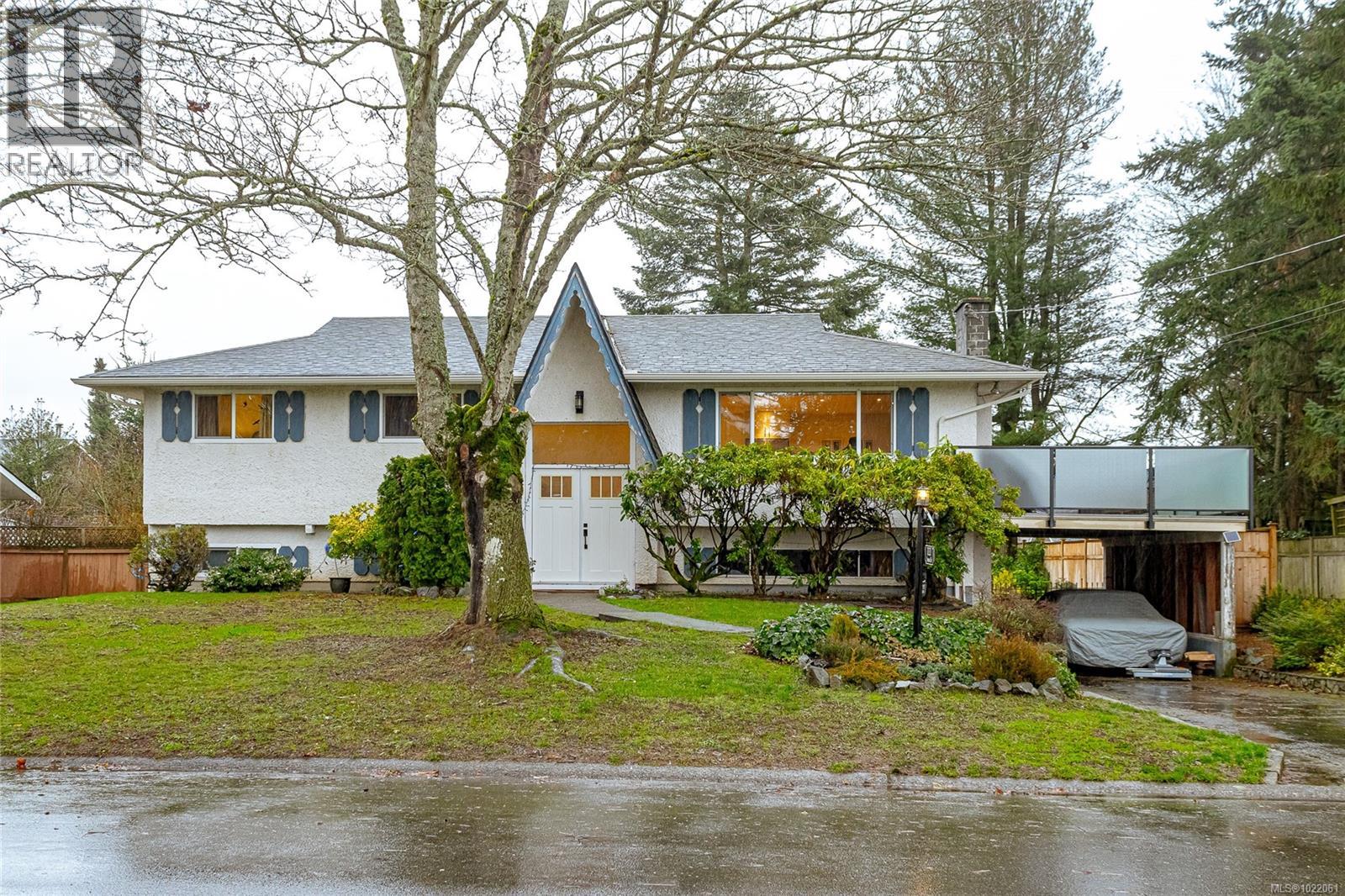 7227 Seabrook Rd, Central Saanich, British Columbia