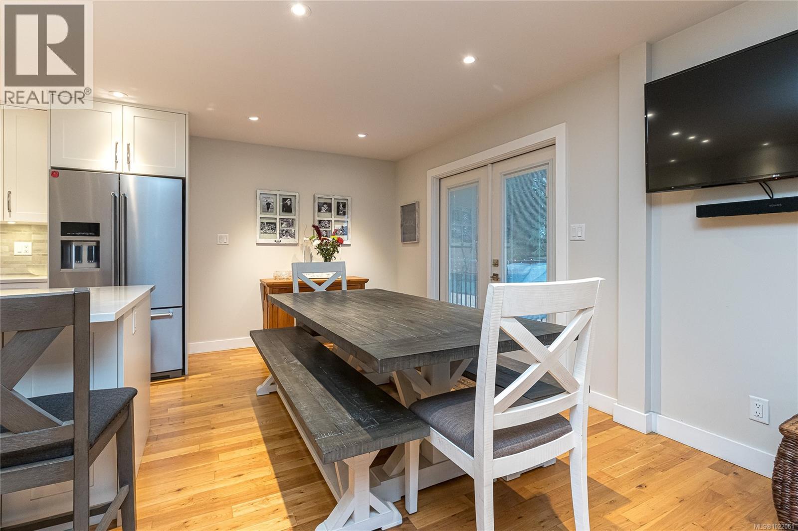 7227 Seabrook Rd, Central Saanich, British Columbia  V8M 1M5 - Photo 10 - 1022061