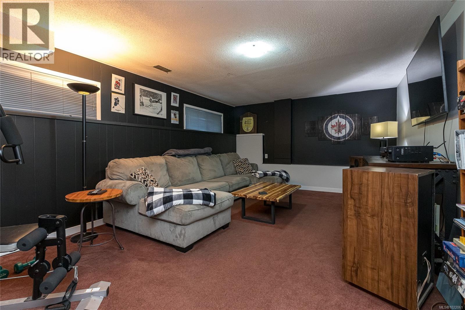 7227 Seabrook Rd, Central Saanich, British Columbia  V8M 1M5 - Photo 27 - 1022061