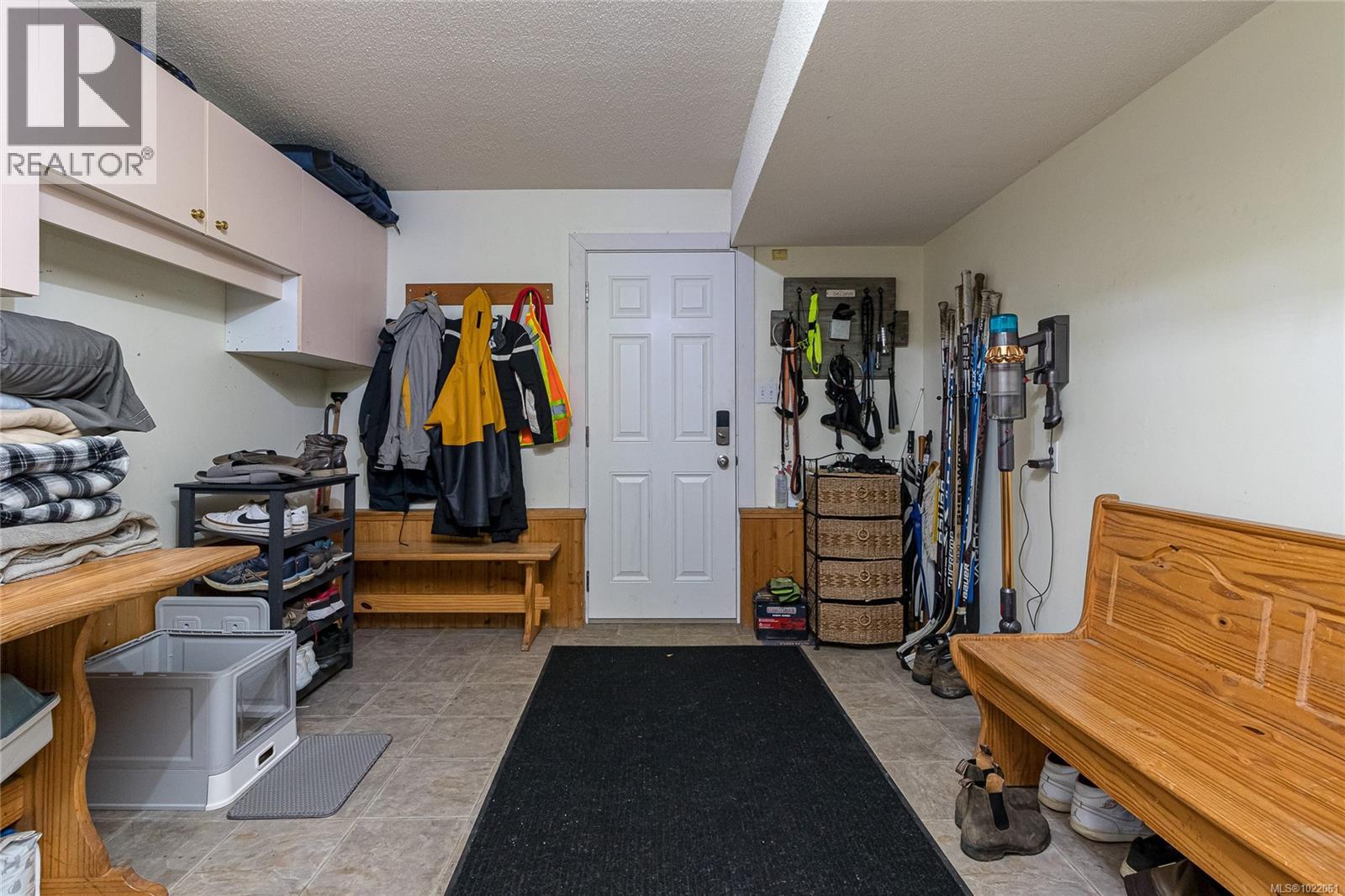 7227 Seabrook Rd, Central Saanich, British Columbia  V8M 1M5 - Photo 28 - 1022061