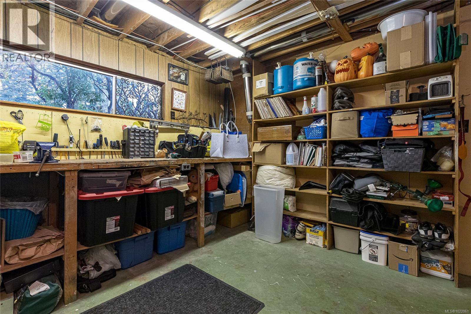 7227 Seabrook Rd, Central Saanich, British Columbia  V8M 1M5 - Photo 30 - 1022061