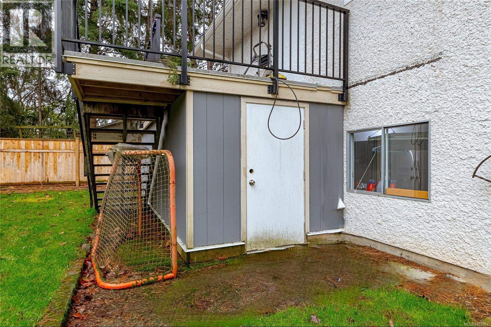 7227 Seabrook Rd, Central Saanich, British Columbia  V8M 1M5 - Photo 37 - 1022061