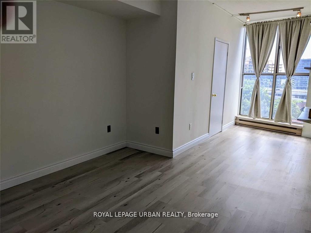 918 - 65 Scadding Avenue, Toronto, Ontario  M5A 4L1 - Photo 12 - C12643200