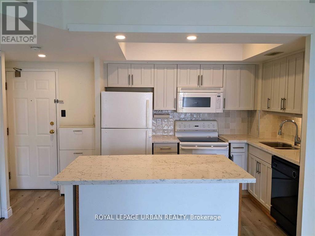 918 - 65 Scadding Avenue, Toronto, Ontario  M5A 4L1 - Photo 5 - C12643200