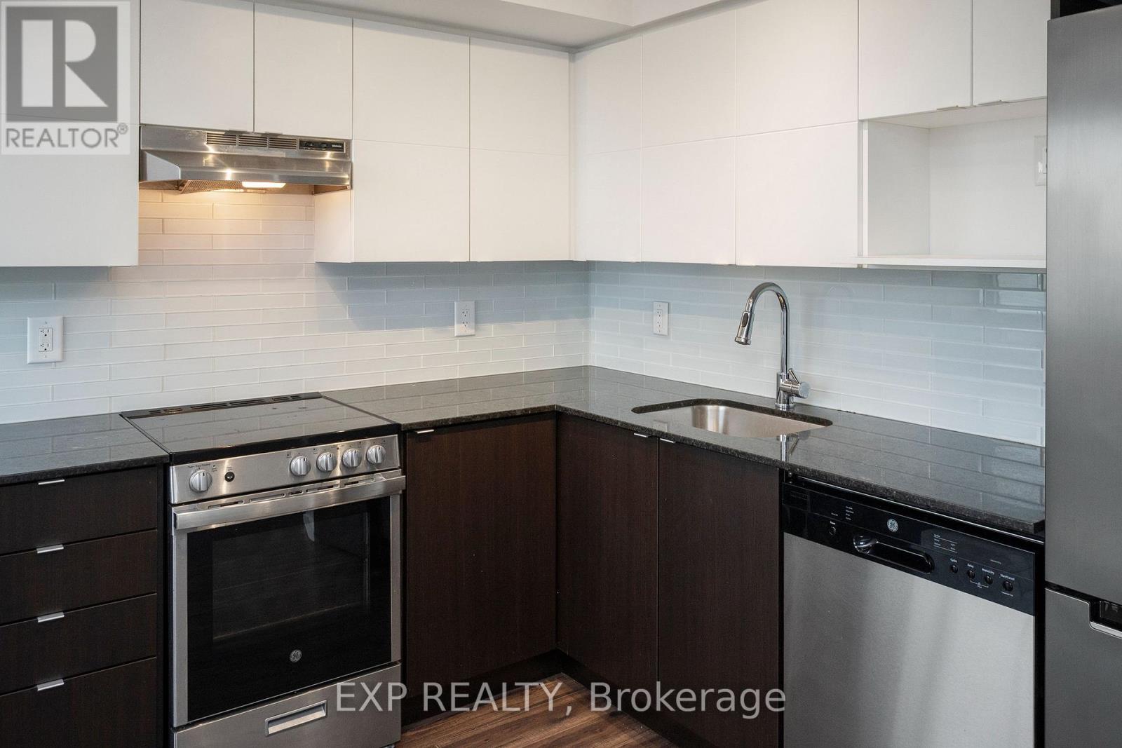 1117 - 120 Varna Drive, Toronto, Ontario  M6A 0B3 - Photo 17 - C12643284