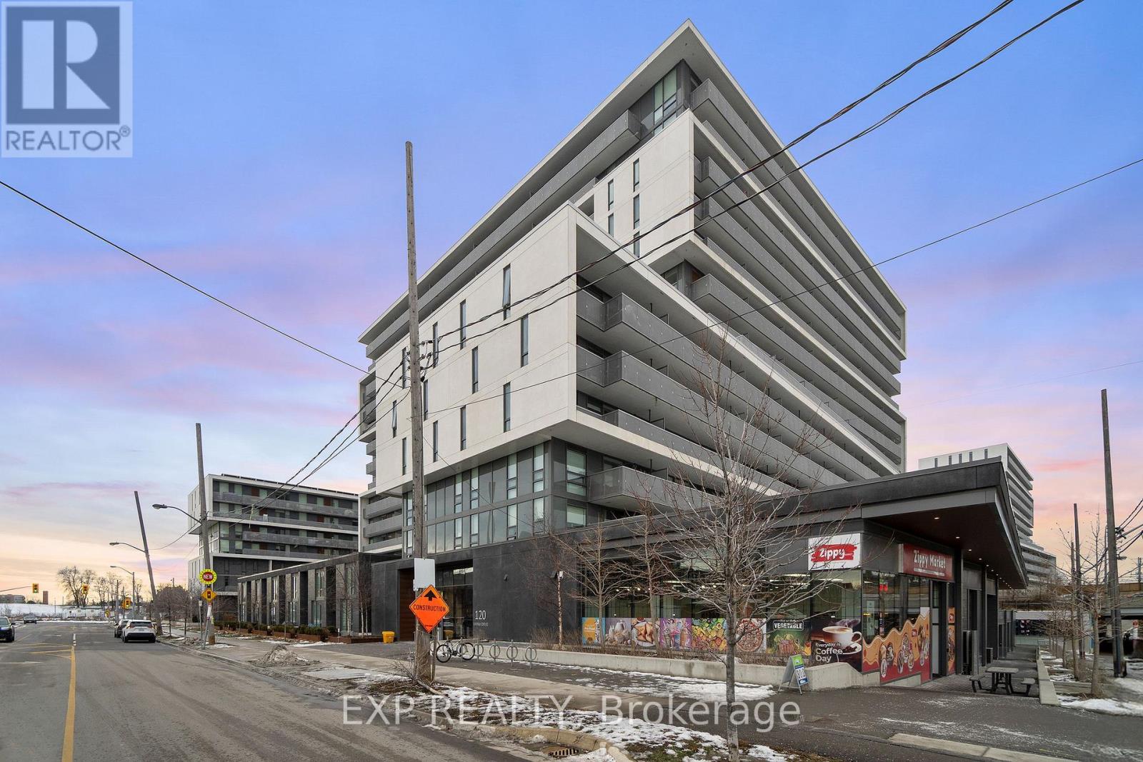 1117 - 120 Varna Drive, Toronto, Ontario  M6A 0B3 - Photo 2 - C12643284