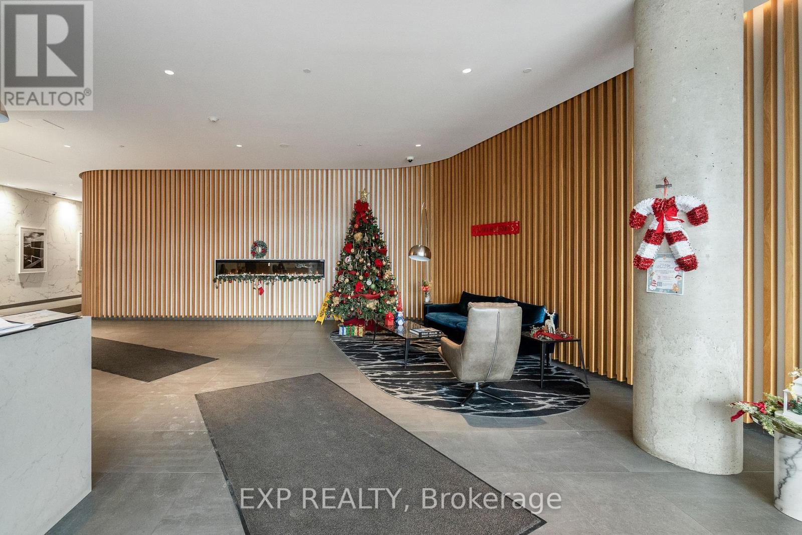 1117 - 120 Varna Drive, Toronto, Ontario  M6A 0B3 - Photo 4 - C12643284