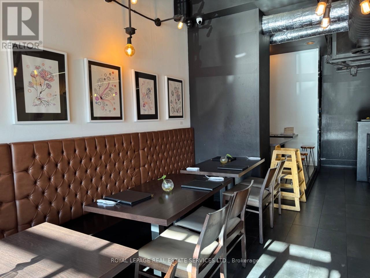 2014 Queen Street E, Toronto, Ontario  M4L 1J3 - Photo 8 - E12643234