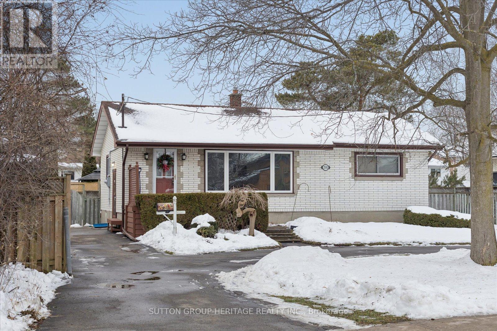 2592 TRULLS ROAD, Clarington, Ontario