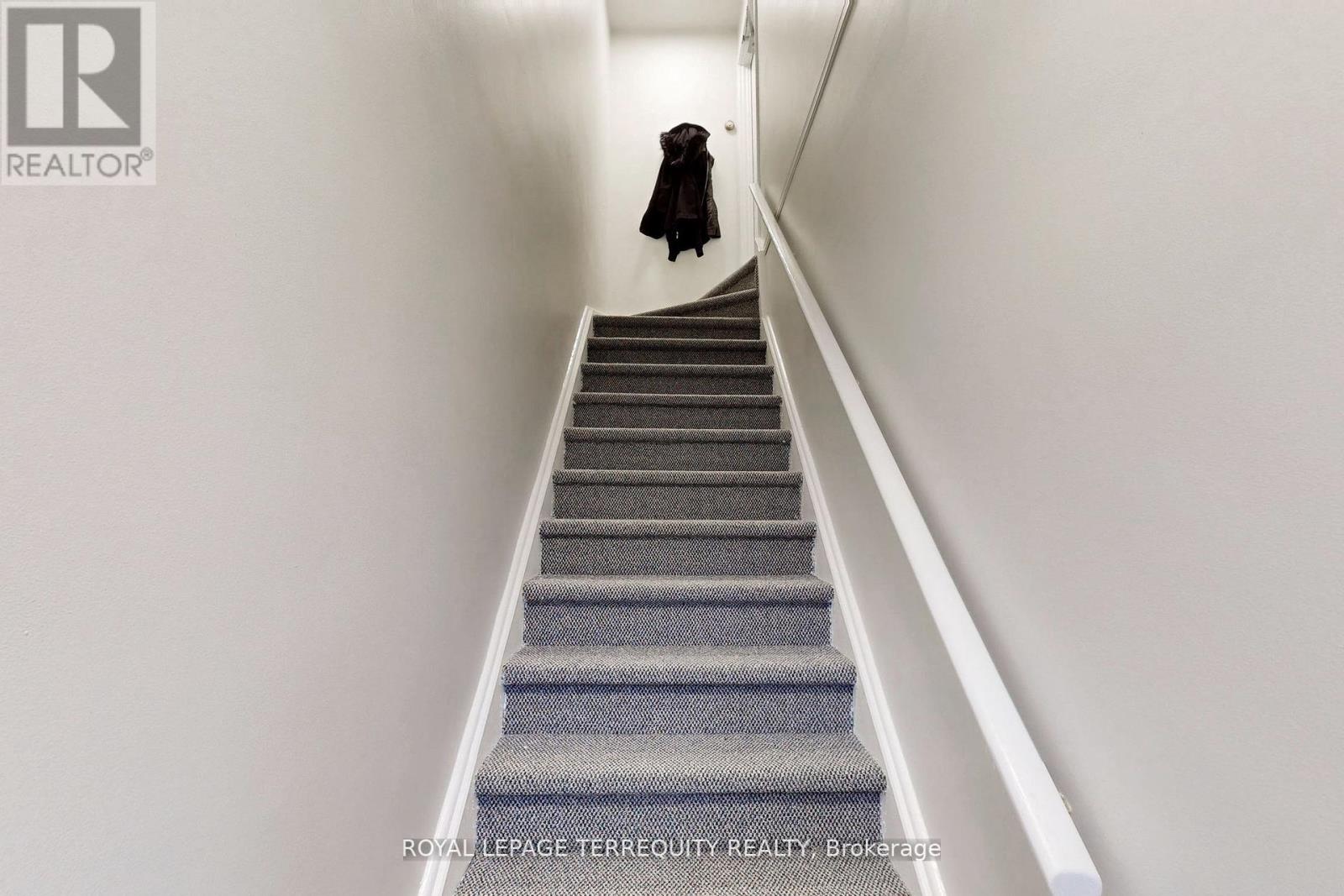 Main - 29 Love Crescent, Toronto, Ontario  M4E 1V6 - Photo 21 - E12643268