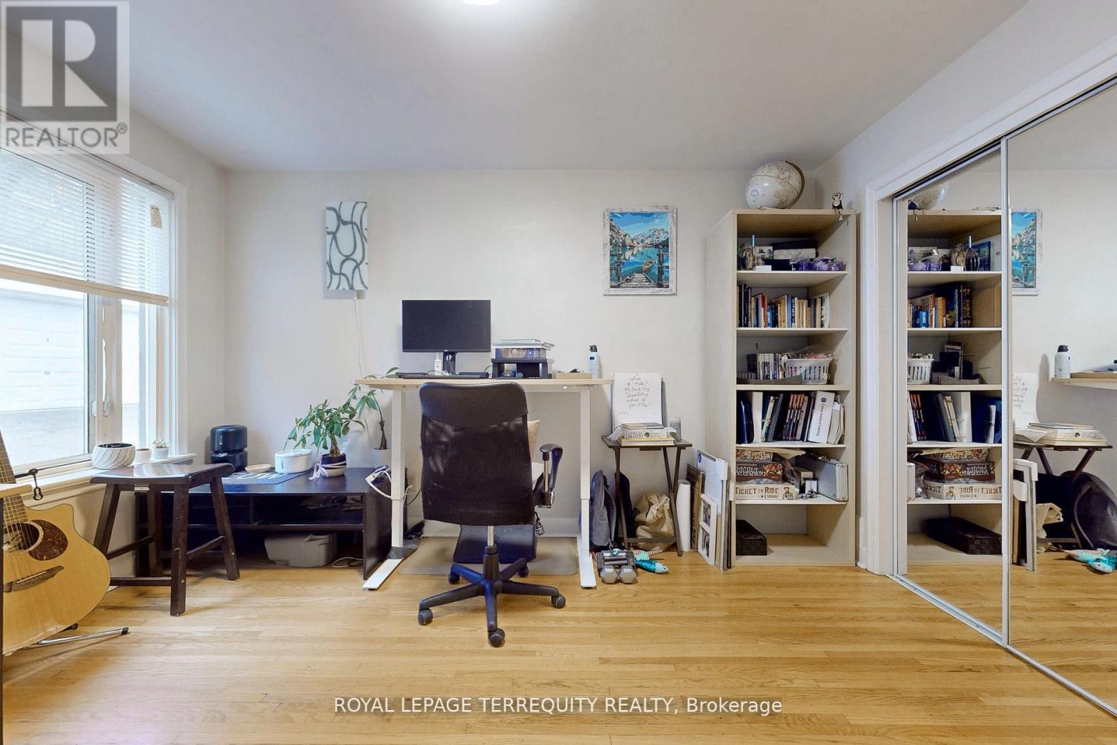 Main - 29 Love Crescent, Toronto, Ontario  M4E 1V6 - Photo 29 - E12643268