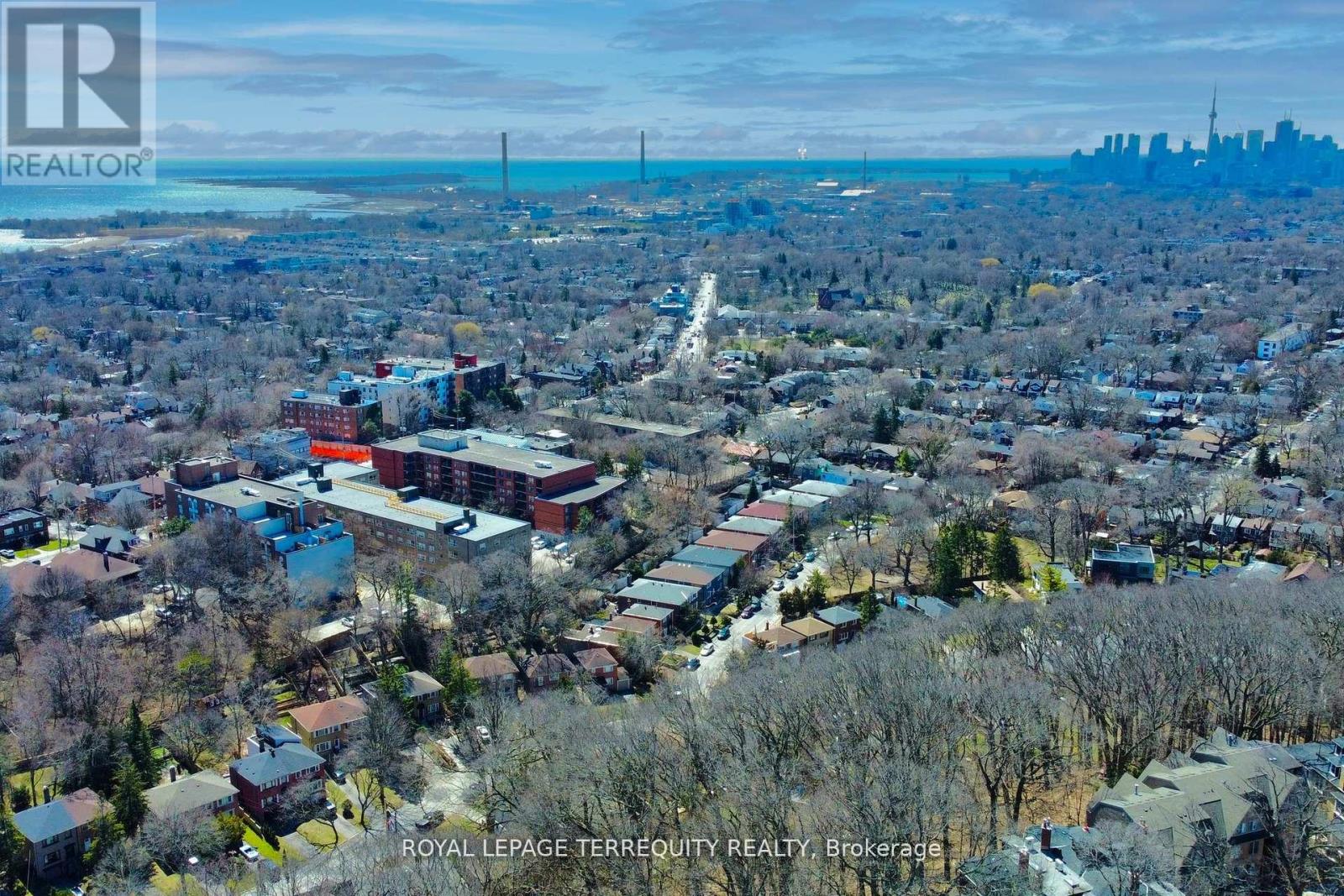 Main - 29 Love Crescent, Toronto, Ontario  M4E 1V6 - Photo 40 - E12643268