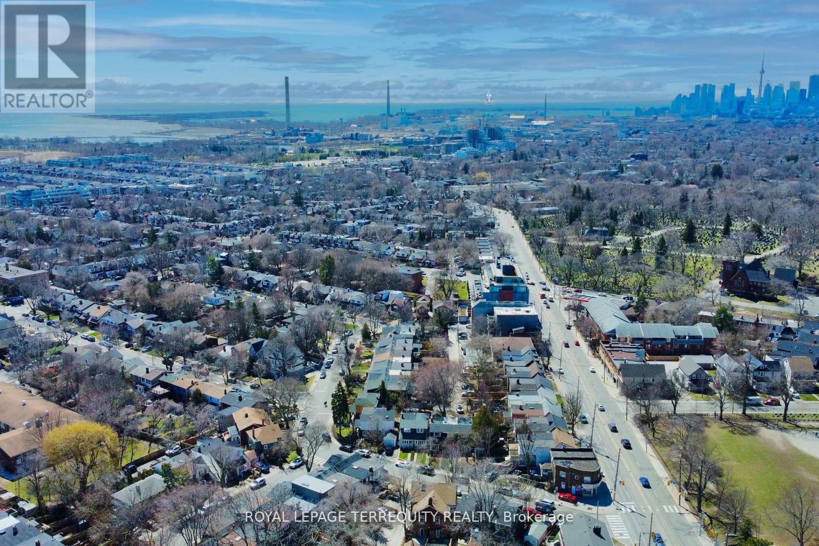 Main - 29 Love Crescent, Toronto, Ontario  M4E 1V6 - Photo 41 - E12643268