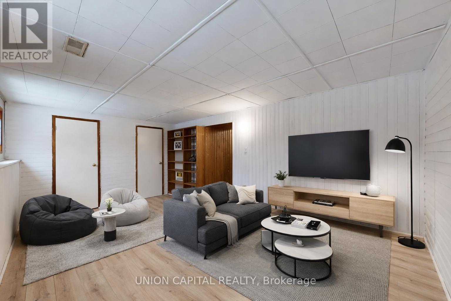 376 Calvert Court, Oshawa, Ontario  L1J 6X7 - Photo 13 - E12643290