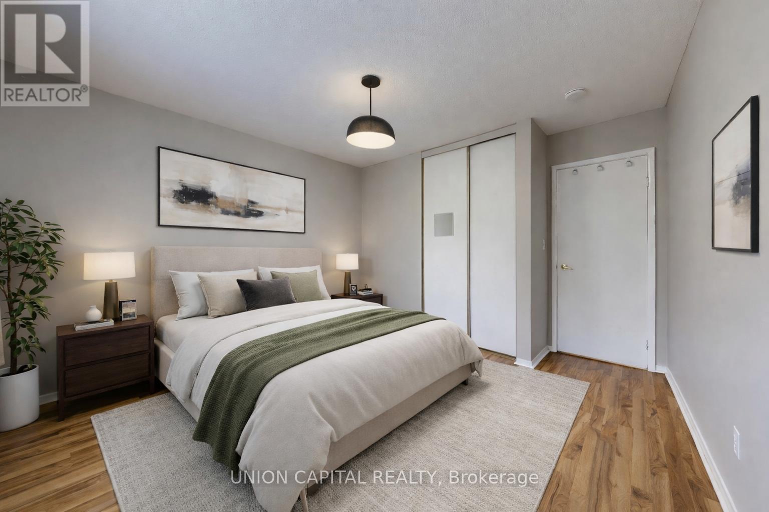 376 Calvert Court, Oshawa, Ontario  L1J 6X7 - Photo 9 - E12643290