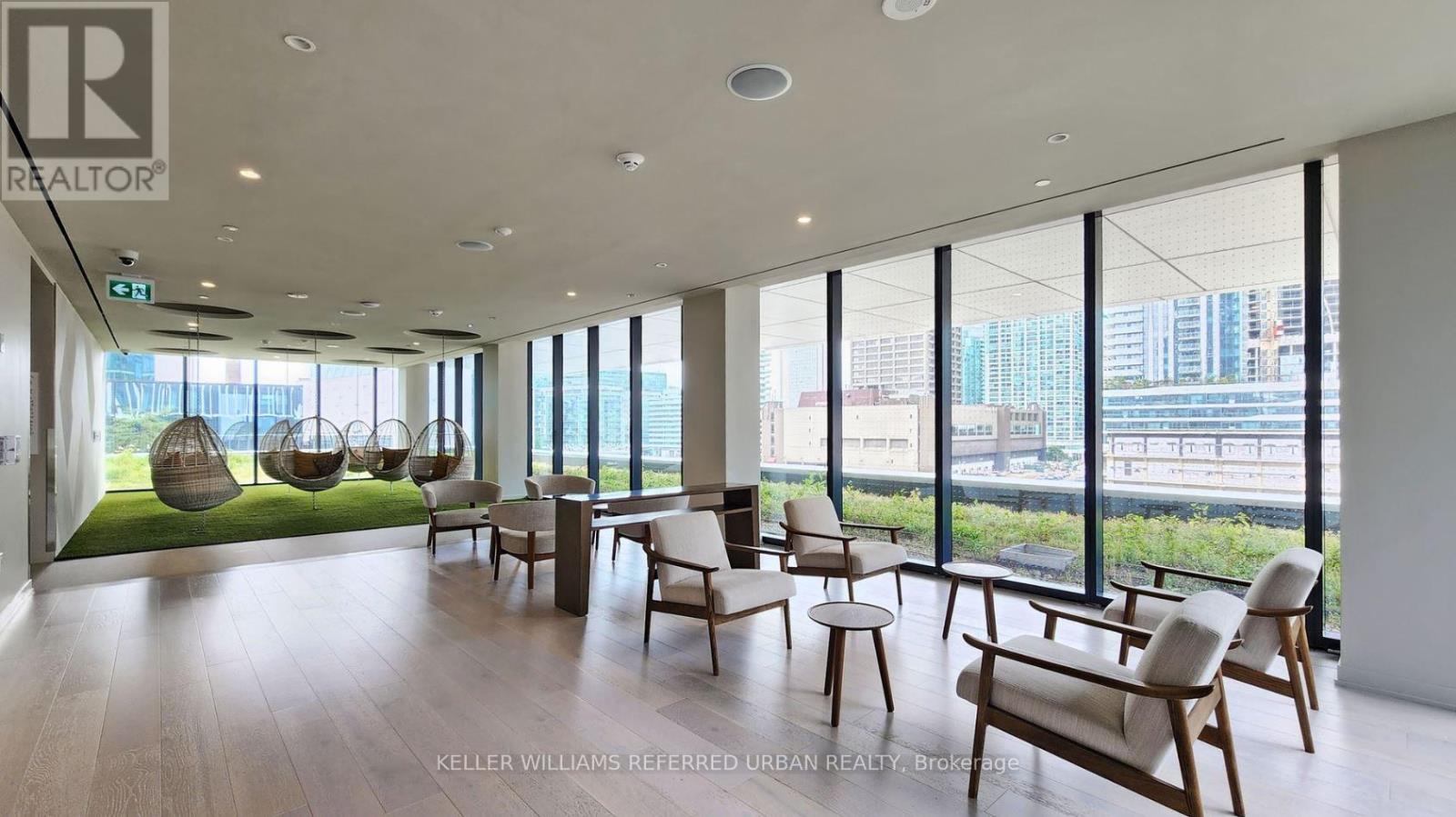 2701 - 138 Downes Street, Toronto, Ontario  M5E 0E4 - Photo 16 - C12643162