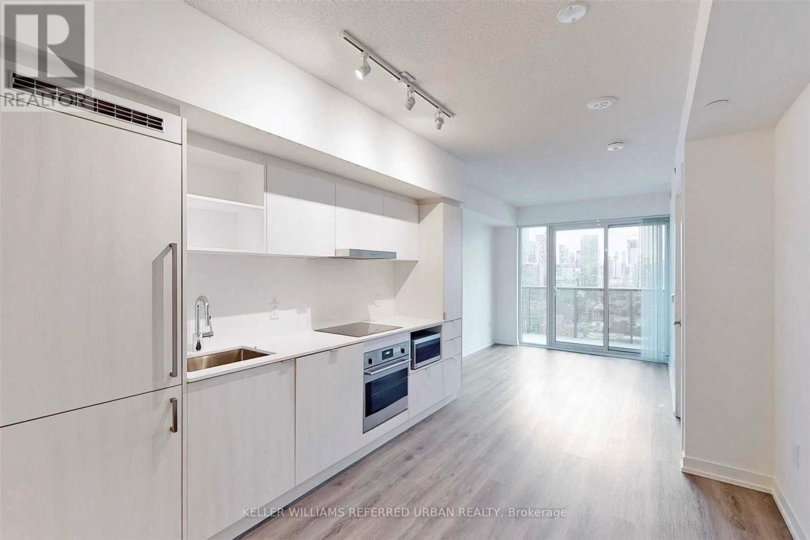 2701 - 138 Downes Street, Toronto, Ontario  M5E 0E4 - Photo 4 - C12643162