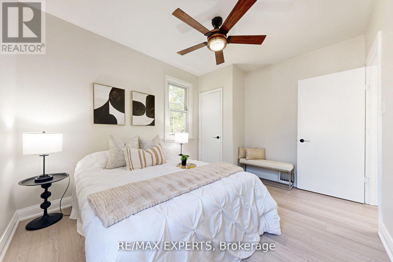 261 Helmer Avenue, Newmarket, Ontario  L3Y 4L8 - Photo 10 - N12643204