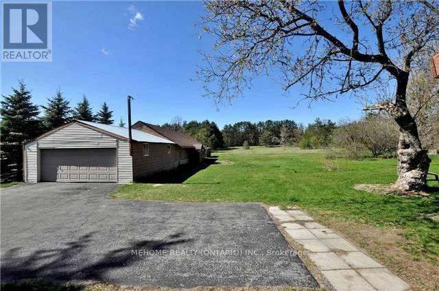 4192 Vivian Road, Whitchurch-Stouffville, Ontario  L0G 1E0 - Photo 6 - N12643264