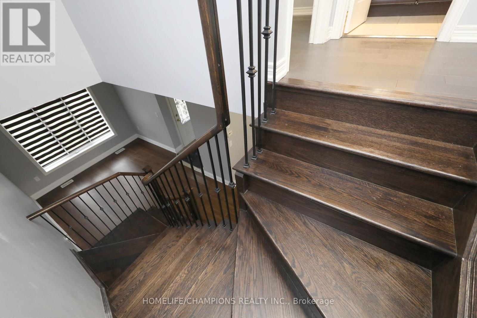 13 John Moore Road, East Gwillimbury, Ontario  L9N 0P4 - Photo 18 - N12643274