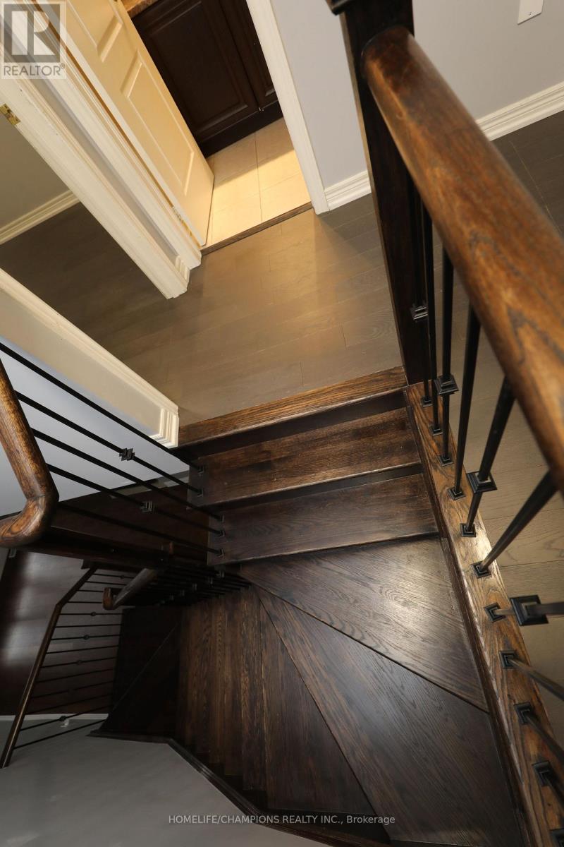 13 John Moore Road, East Gwillimbury, Ontario  L9N 0P4 - Photo 19 - N12643274