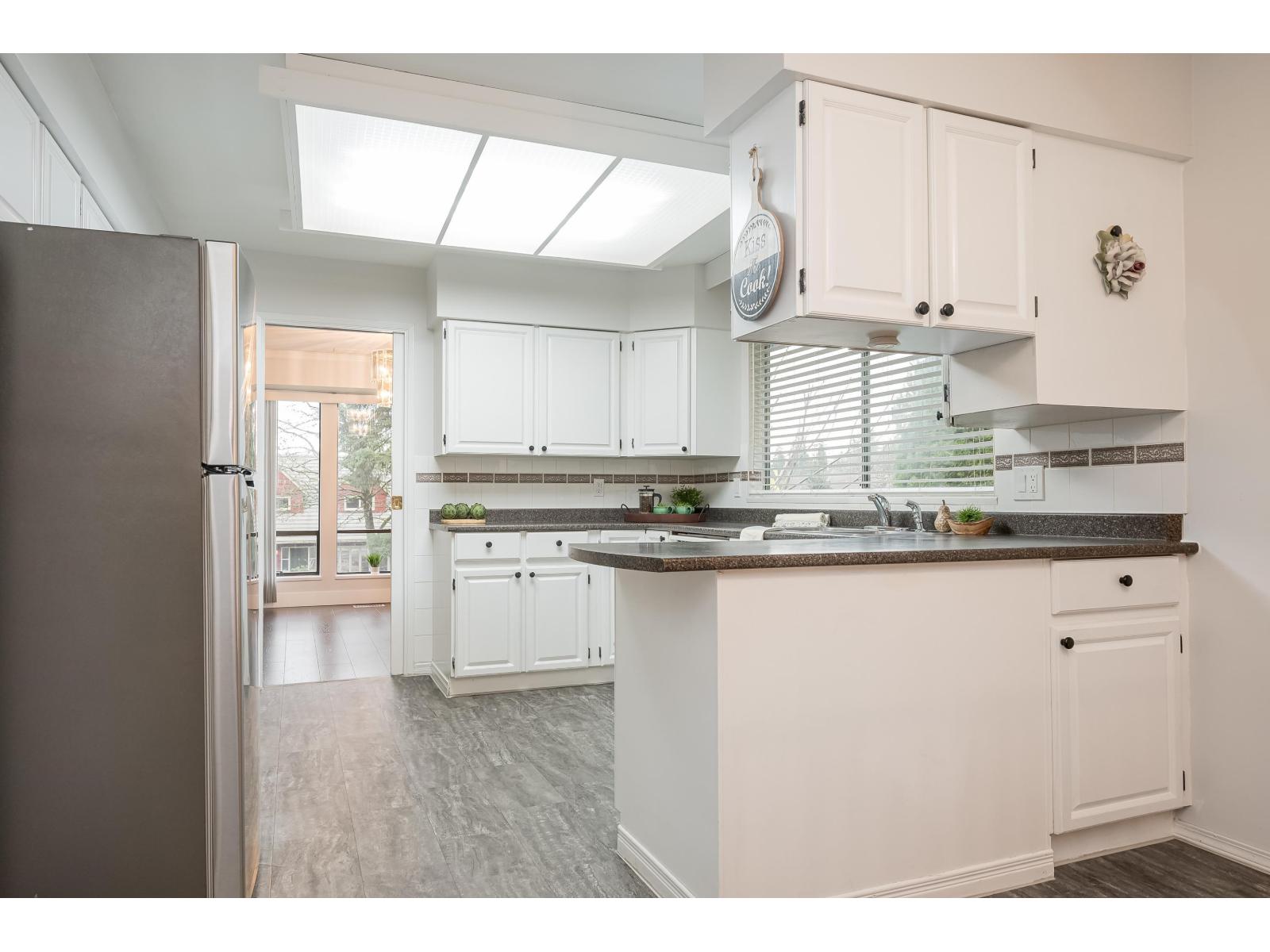 11794 99a Street, Surrey, British Columbia  V3V 2R1 - Photo 6 - R3074165