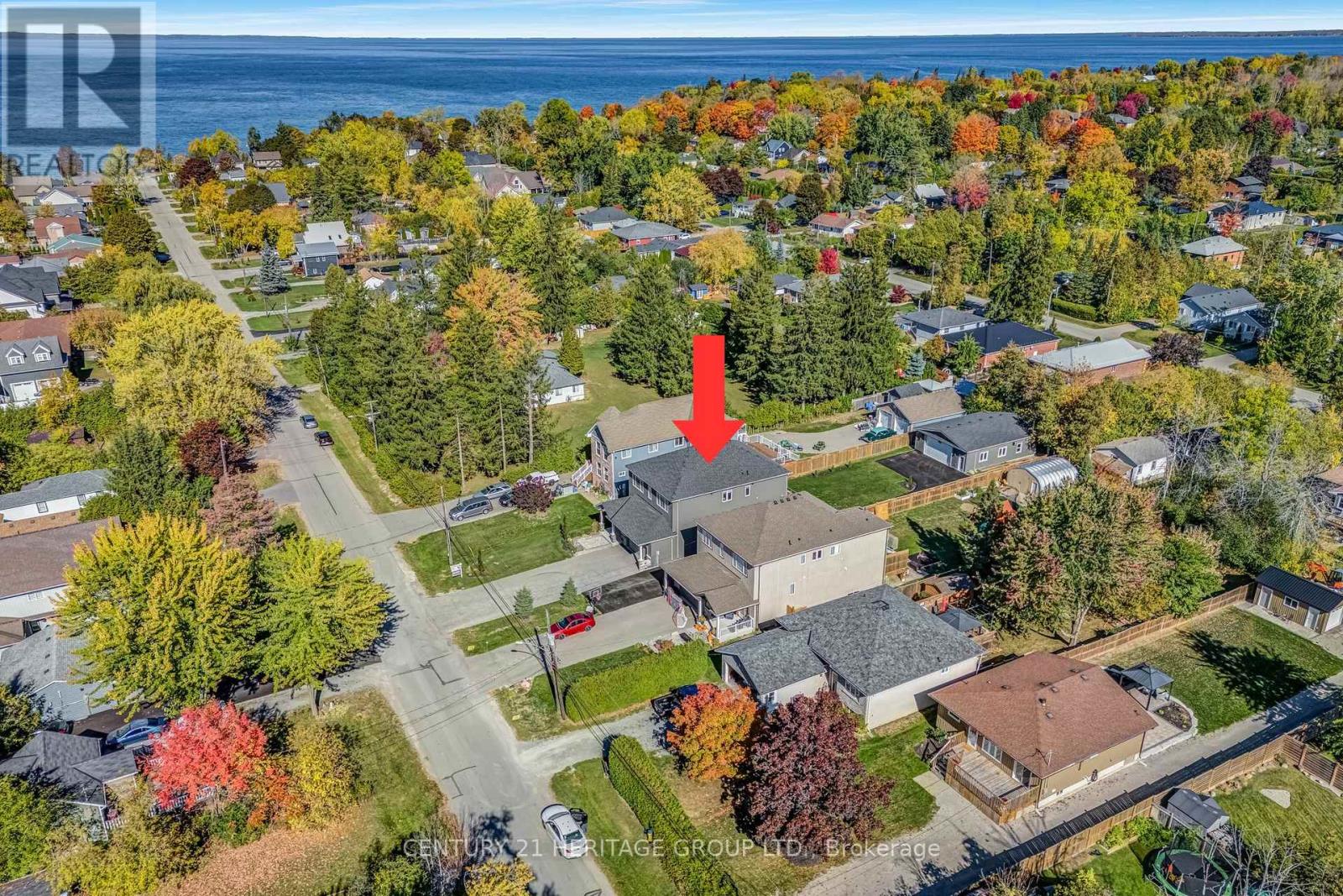 807a Montsell Avenue, Georgina, Ontario  L0E 1S0 - Photo 3 - N12475624