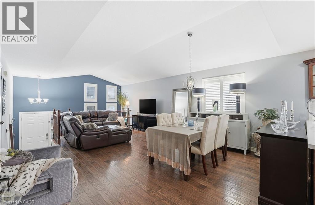 8409 Greenfield Crescent, Niagara Falls, Ontario  L2H 3J8 - Photo 5 - 40794307