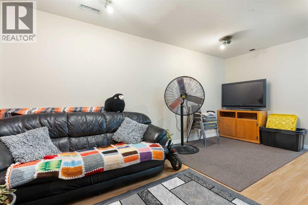 18 Greenview Crescent, Strathmore, Alberta  T1P 1L2 - Photo 21 - A2274627