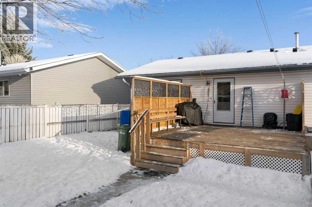 18 Greenview Crescent, Strathmore, Alberta  T1P 1L2 - Photo 32 - A2274627