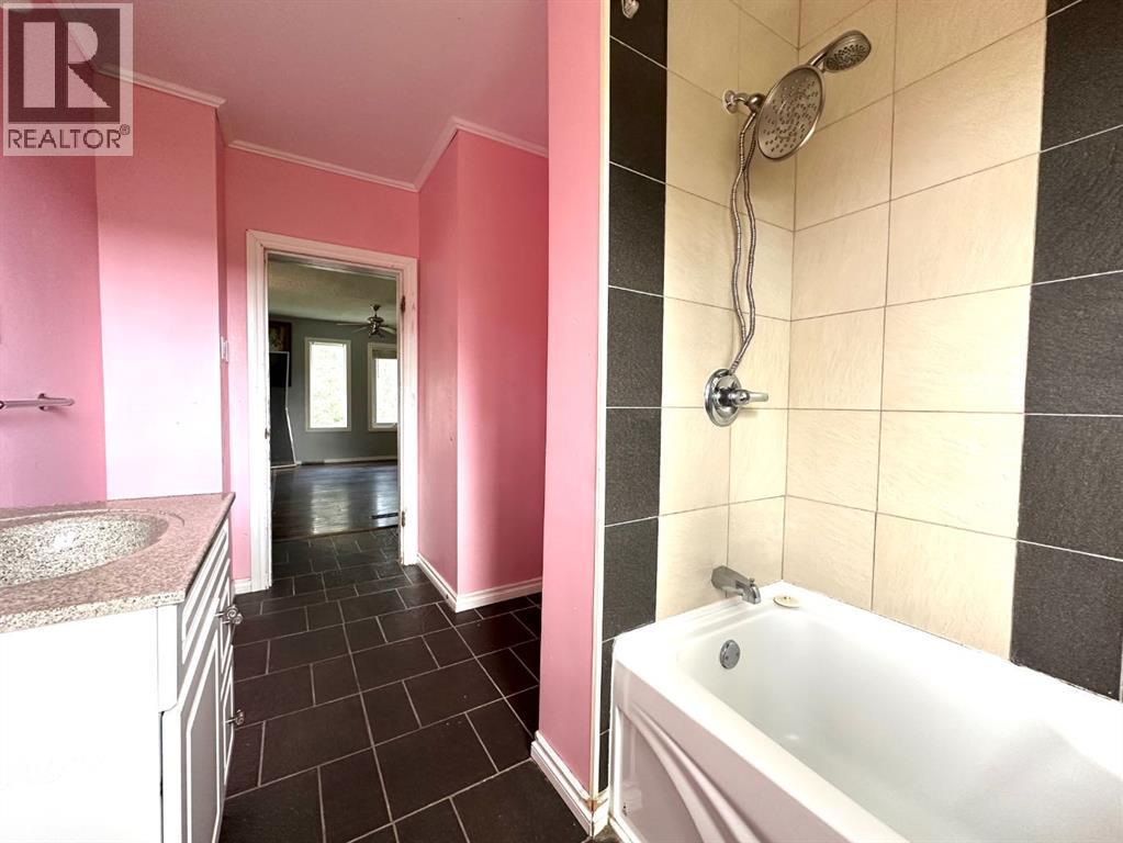 400 Strom Street, Heisler, Alberta T0B 2A0 - Photo 22 - A2246760