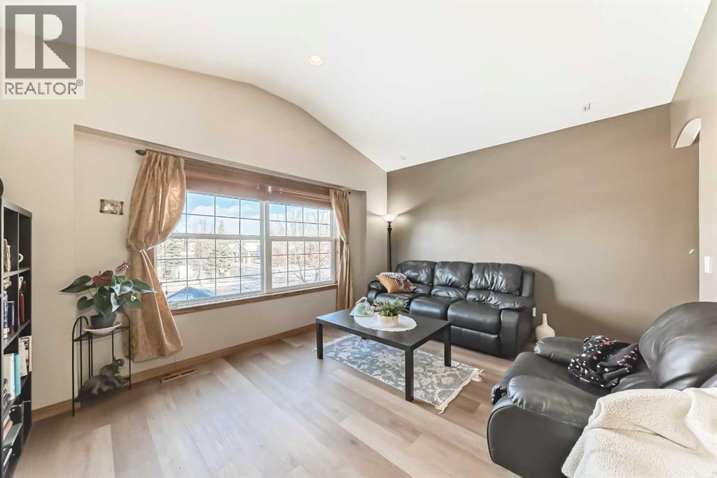 51 Everstone Boulevard Sw, Calgary, Alberta  T2Y 4E2 - Photo 23 - A2275373