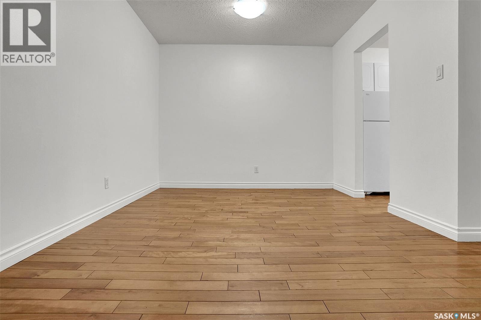 54b Nollet Avenue, Regina, Saskatchewan  S4T 7P9 - Photo 3 - SK025793