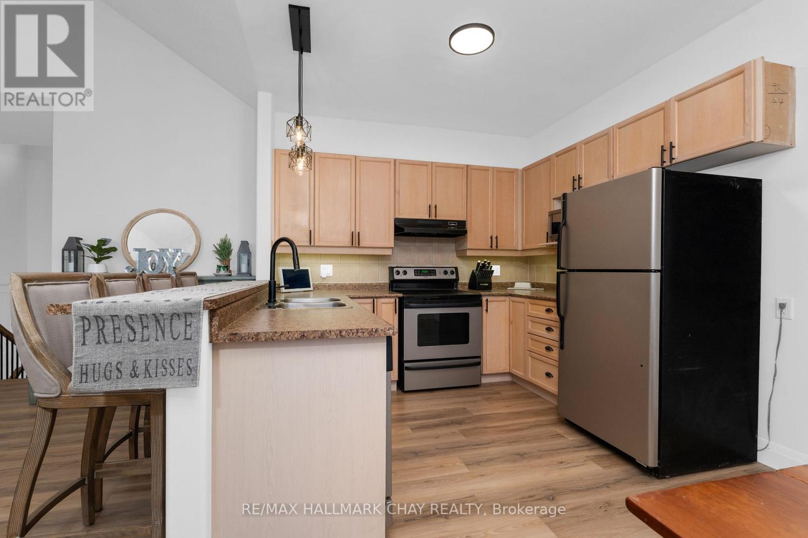 12 Oakmont Avenue, Oro-Medonte (Horseshoe Valley), Ontario  L0L 2L0 - Photo 10 - S12643246