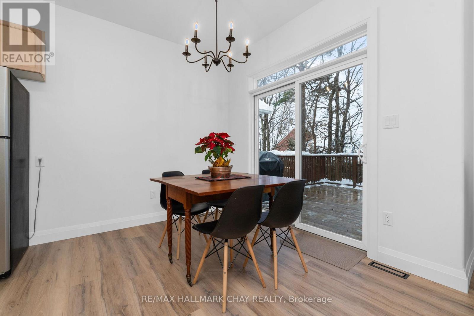 12 Oakmont Avenue, Oro-Medonte (Horseshoe Valley), Ontario  L0L 2L0 - Photo 12 - S12643246