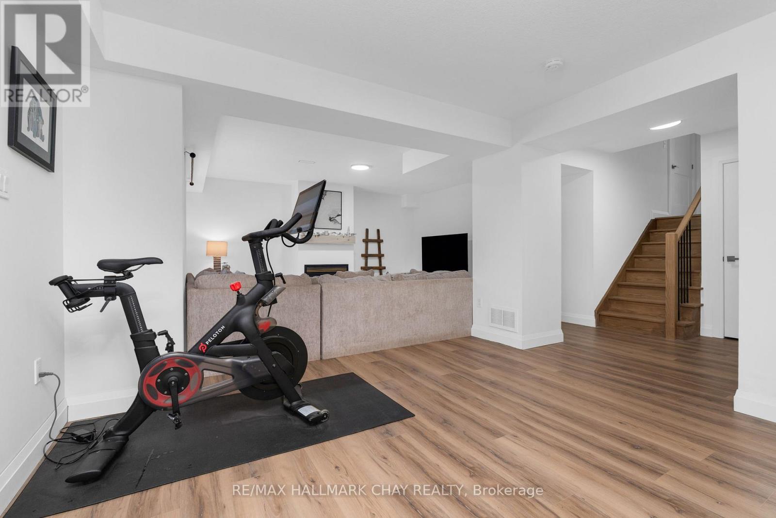 12 Oakmont Avenue, Oro-Medonte (Horseshoe Valley), Ontario  L0L 2L0 - Photo 20 - S12643246