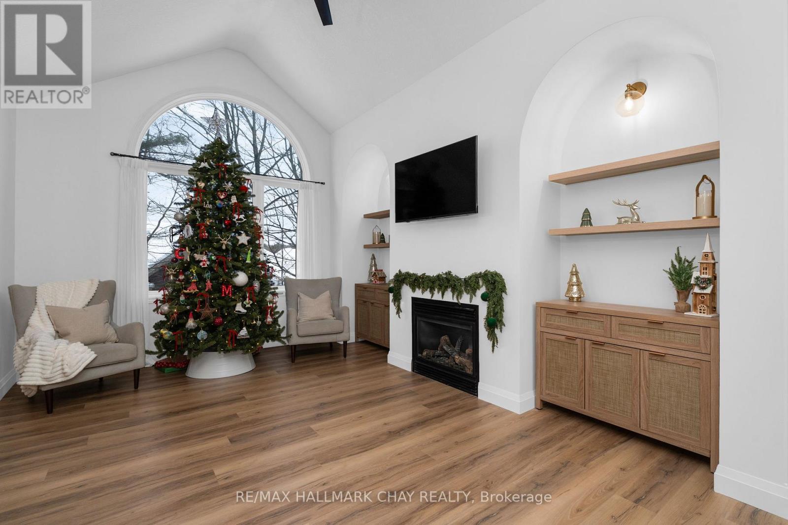 12 Oakmont Avenue, Oro-Medonte (Horseshoe Valley), Ontario  L0L 2L0 - Photo 7 - S12643246