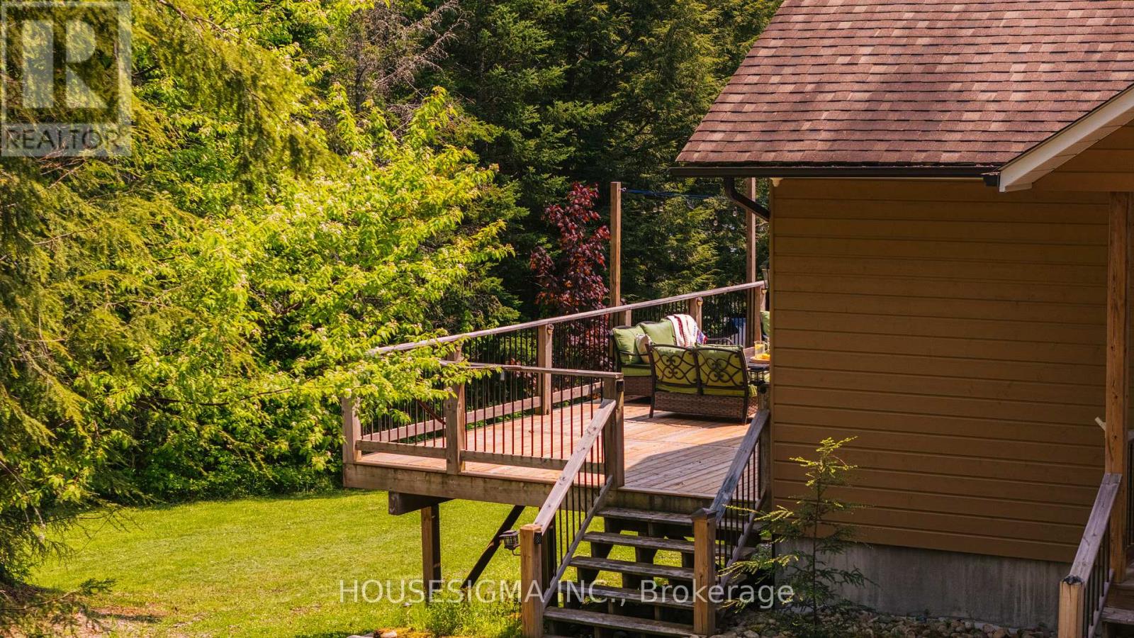 1208 Minnow Drive, Dysart Et Al, Ontario  K0M 1S0 - Photo 37 - X12199973