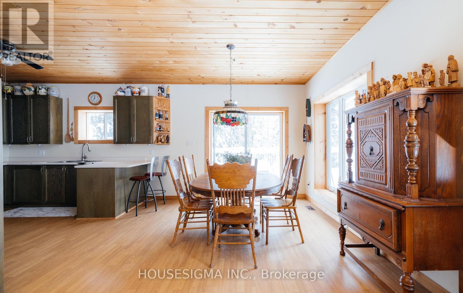 1208 Minnow Drive, Dysart Et Al, Ontario  K0M 1S0 - Photo 10 - X12199973